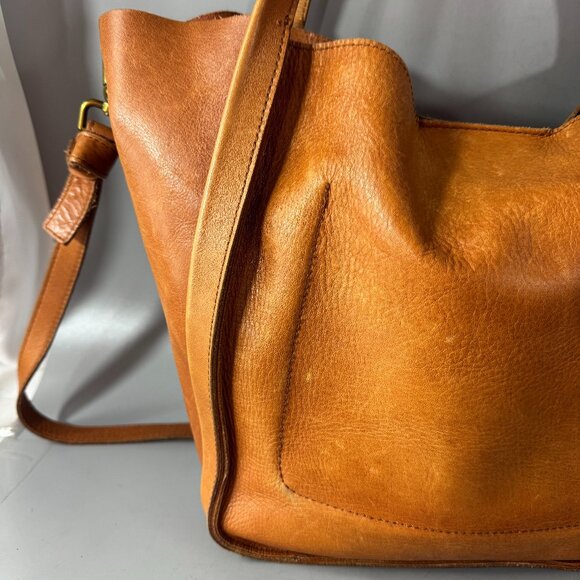 Madewell Sydney All-Leather Tote in Cognac - Picture 6 of 12
